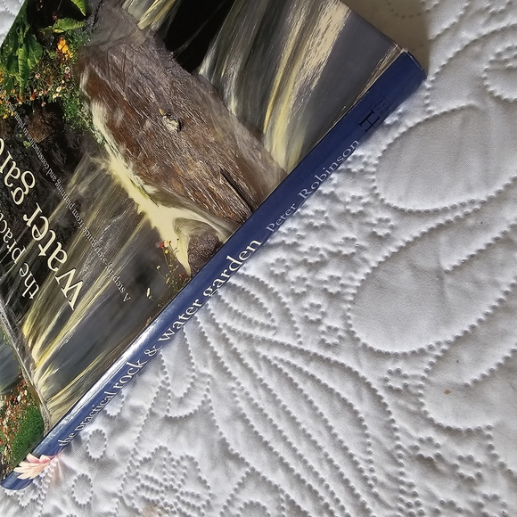 The Practical Rock & Water Garden Book - Picture 10 of 10